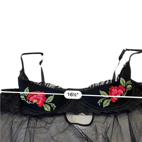 Frederick's of Hollywood Black Sheer Chemise with Floral Embroidery Size XL - Picture 6 of 10